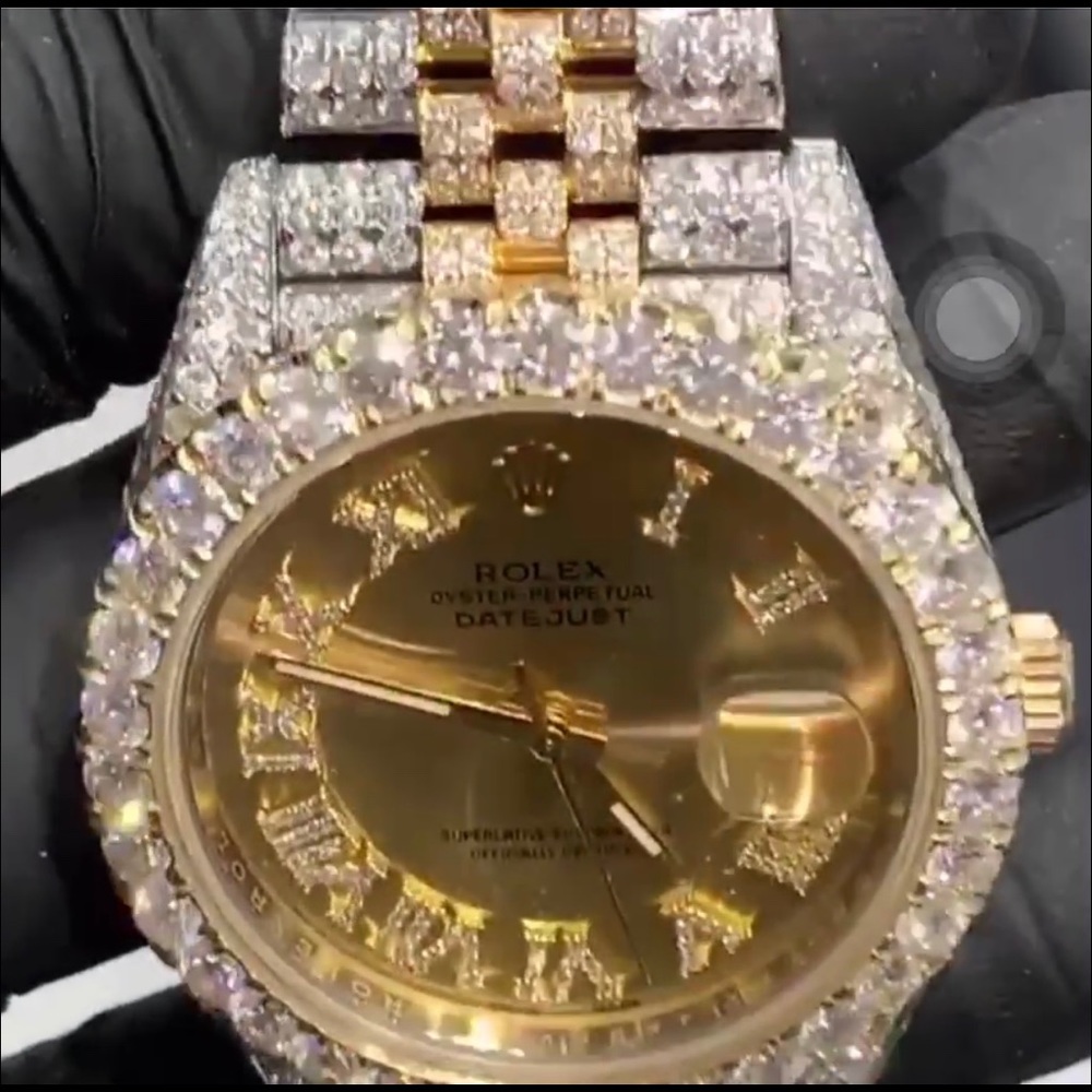 Rolex datejust fully flooded - Picture 1 of 4